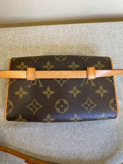 Louis Vuitton, Monogram Florentine Pochette, 30