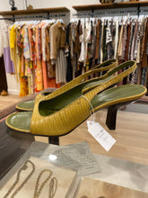 Load image into Gallery viewer, Green Sling Backs