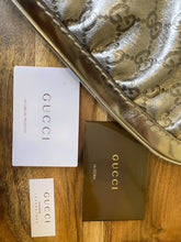 Load image into Gallery viewer, Gucci, Gold Guccissima Leather Medium Queen Hobo, 17