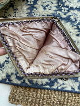 Load image into Gallery viewer, 1920’s pink beaded purse with cherubs