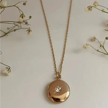 Load image into Gallery viewer, Locket Necklace