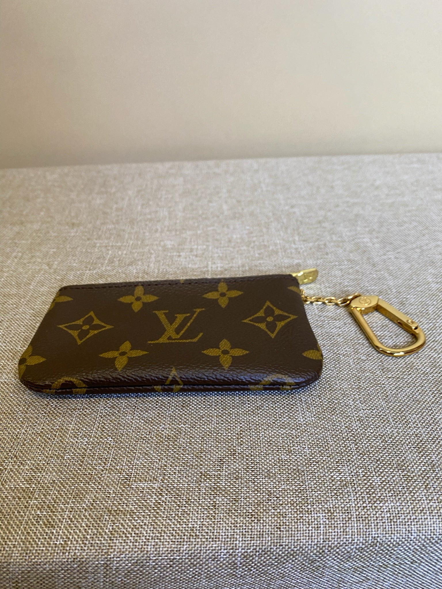 Fake louis key online pouch