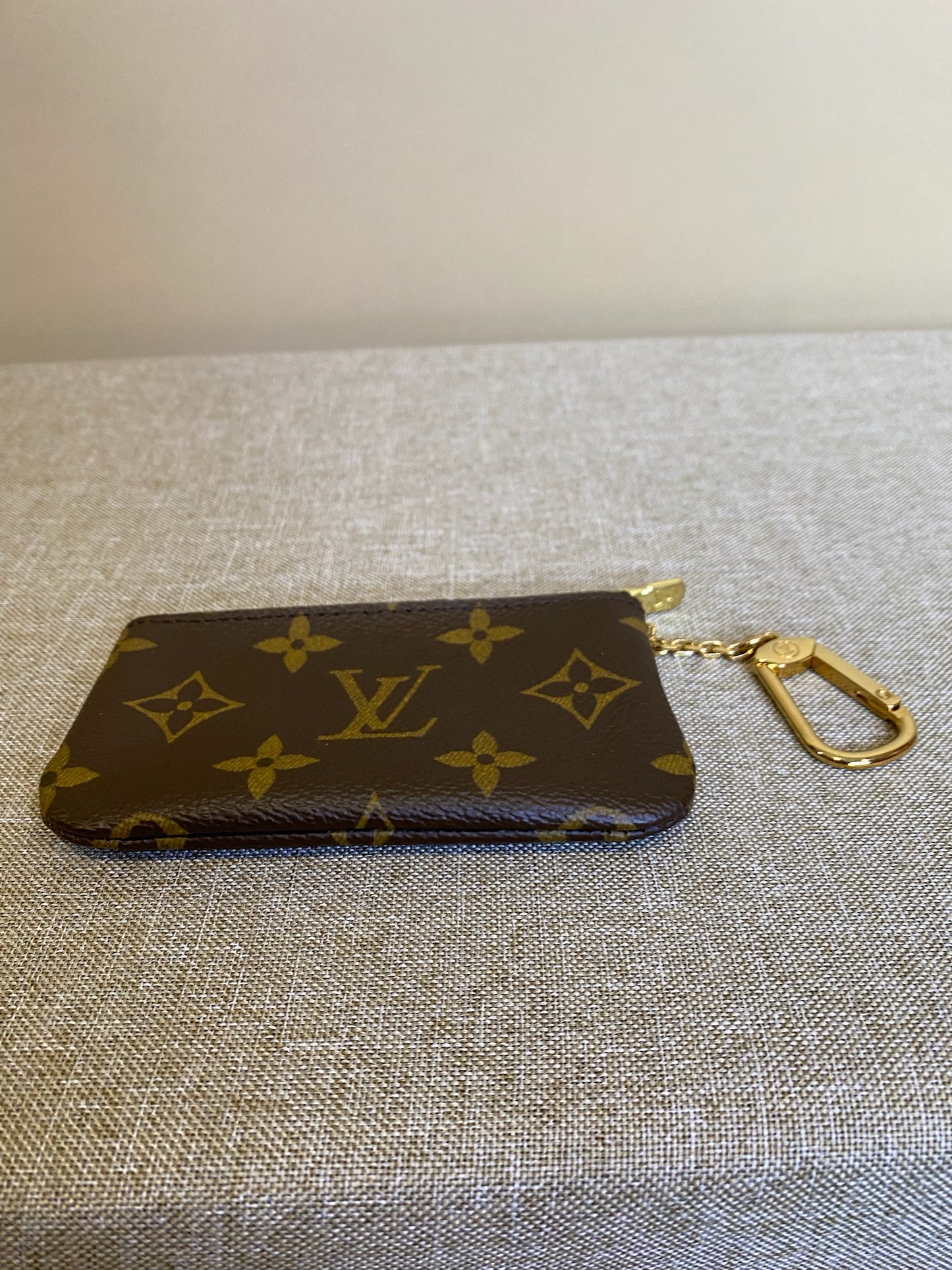 Louis Vuitton Monogram Key Pouch , 39