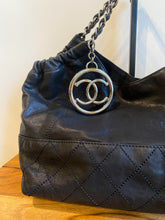 Load image into Gallery viewer, Chanel Coco Cabas Hobo Tote