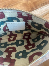 Load image into Gallery viewer, Gucci, Off White Monogram Guccissima wallet, 34