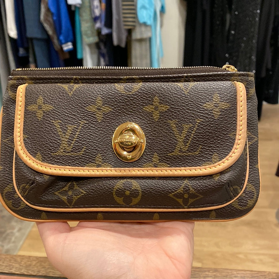 Louis Vuitton Pochette Tikal pouch, 32